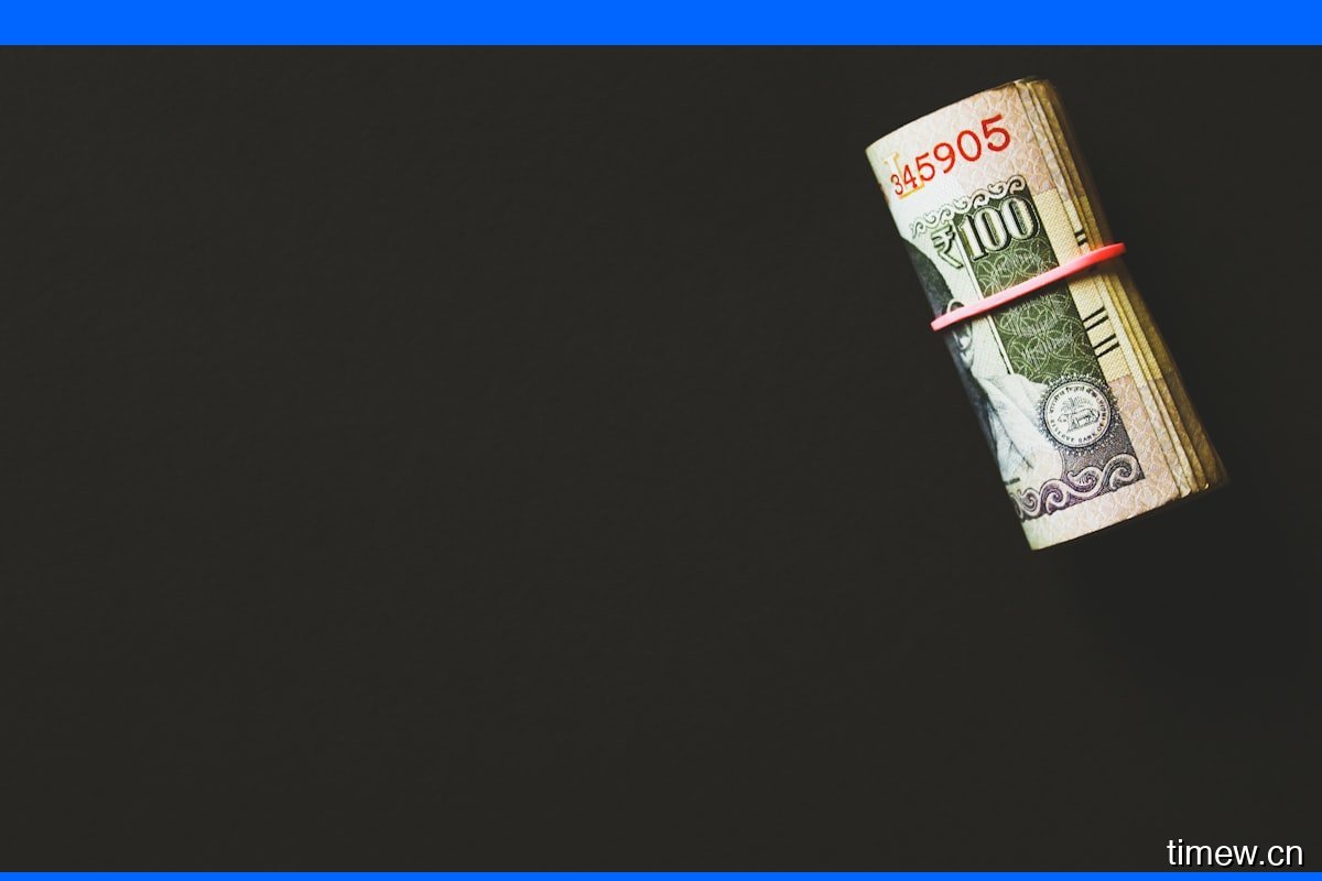 波克夏囤积近4000亿美元现金,巴菲特在为可能的崩盘做准备 巴菲特投资智慧:股市市值逼近GDP的200%就是在玩火