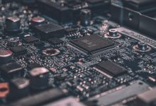 OpenAI自研芯片9个月超越英伟达?-时间网
